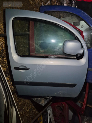 Kangoo 3 sağ ön kapı dolu orijinal gri hatasız