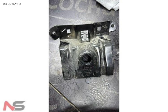 RENAULT CLİO 5 ÖN PANEL AYAĞI