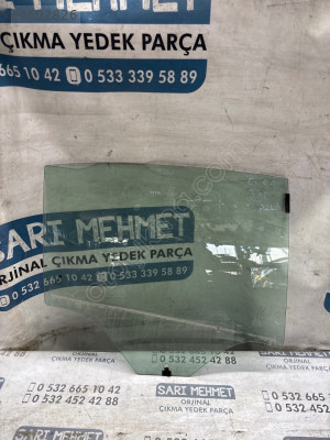 ÇIKMA FİAT EGEA SAĞ ARKA KAPI CAMI