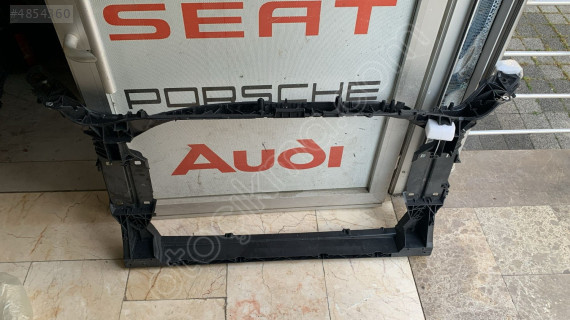 Audi A6 Ön Panel 2019-2023 4K0805594