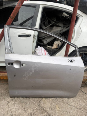 TOYOTA COROLLA SAĞ KAPI MERT OTO
