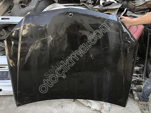 2010 Mercedesc180 204 ön kaput