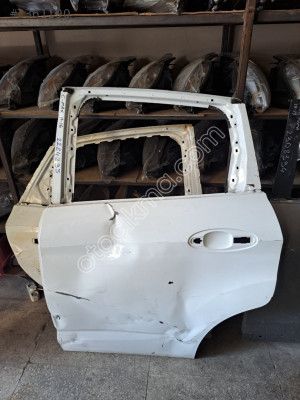 C max. Sol arka kapi