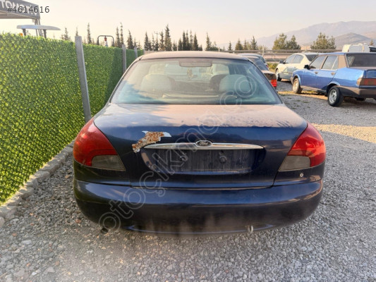 Ford mondeo sağ arka stop