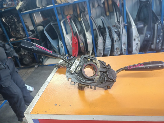 TOYOTA COROLLA 95 SİNYAL SİLECEK KOLU