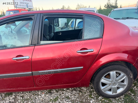 Renault Megane iki sol arka kapı