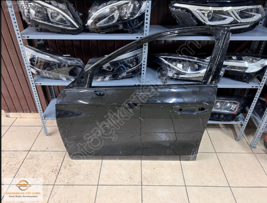 AUDİ A3 2021- SOL ÖN KAPI ORJİNAL