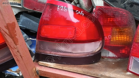 Mazda 626 sağ arka stop