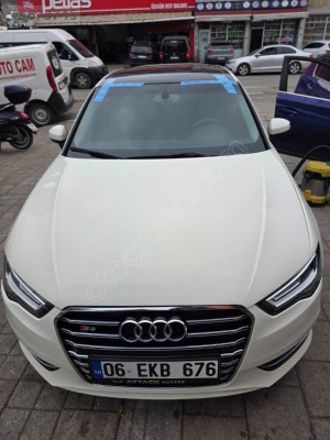 AUDI A3 ÖN CAM HB  SED