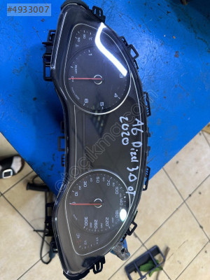 AUDİ A6 GÖSTERGE SAATİ