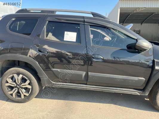 DACİA DUSTER SAĞ ÖN KAPI ORİJİNAL SÖKME