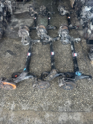 TOYOTA AURIS ARKA DİNGİL
