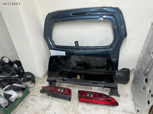 Fiat doblo arka bagaj kapağı