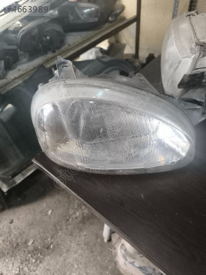 Opel corsa b sağ far