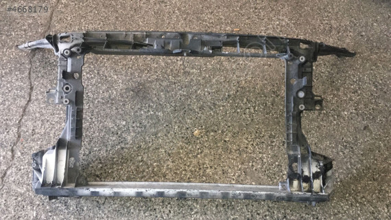 2010 AUDI A3 ÖN PANEL