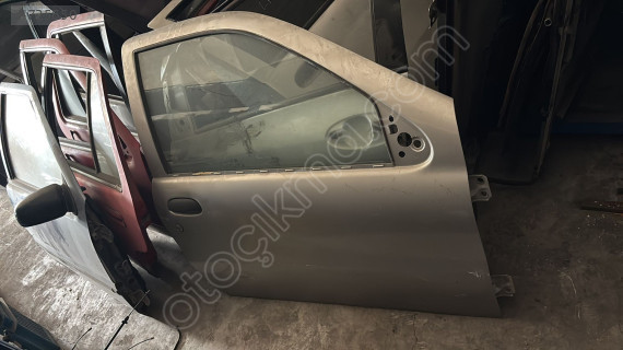 FIAT PALIO VAN ÇIKMA ORİJİNAL SAĞ ÖN KAPI
