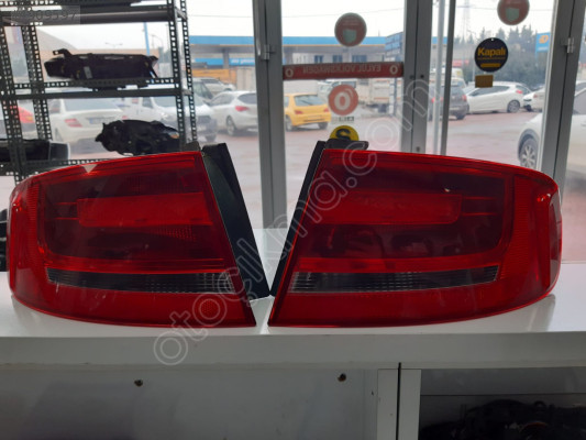 Audi A4 Sol Arka Stop