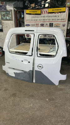 2019-2022 OPEL COMBO BAGAJ KAPAĞI
