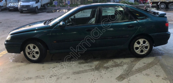 RENAULT LAGUNA 1 ( 2000 ) SOL ARKA KAPI ORJINAL ÇIKMA