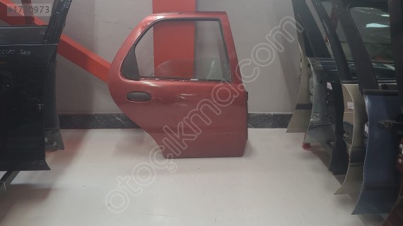 FİAT ALBEA ORİJİNAL ÇIKMA SAĞ ARKA KAPI
