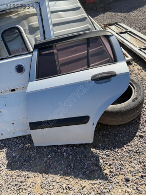 Hyundai Getz sol arka kapı