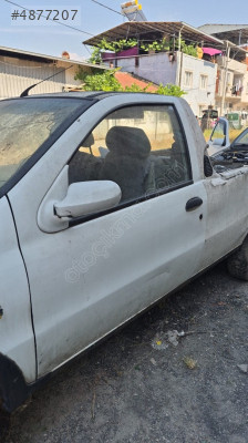 Fiat strada palio tek kapı sol ön kapı dolu beyaz