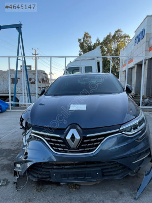 RENAULT MEGANE 4 SOL FAR (HATASIZ)