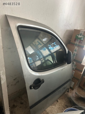 Fiat Doblo sağ ön kapı