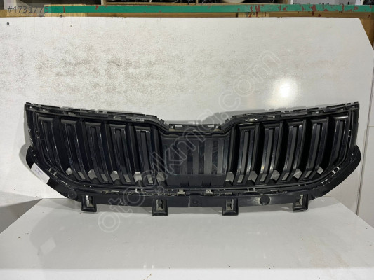 SKODA KAROQ 2018 ÇIKMA ÖN PANJUR