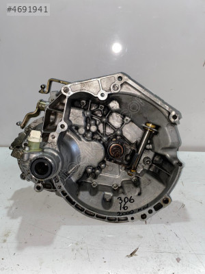 Peugeot 306 1.6 MOTOR ŞANJIMANI 2000 MODEL