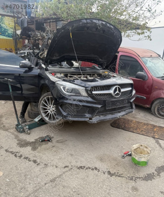 Mercedes CLA Komple Ön