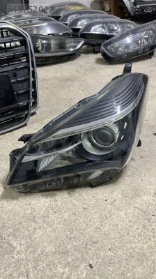 Yaris sol far
