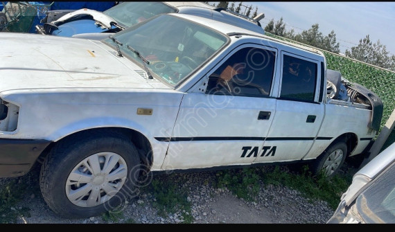 Tata telcoline sol arka kapı