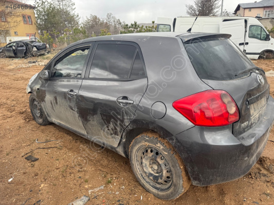 Toyota Auris arka dingil