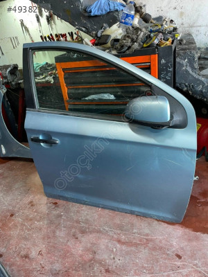 HYUNDAİ İ20SAĞ ÖN KAPI