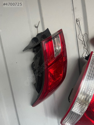 RENAULT CLİO 4 SOL ARKA STOP LAMBASI