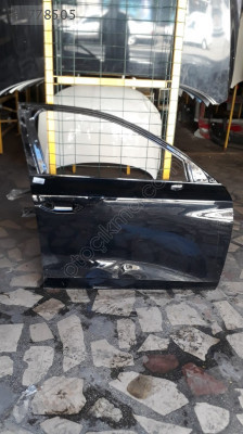 AUDİ A3 2020 SAĞ ÖN KAPI