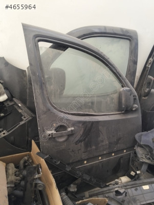 Fiat Doblo 2008 sağ ön kapı