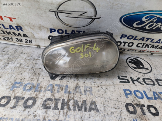 Volkswagen Golf 4 ön sol far