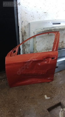 Fiat Egea sol ön kapı