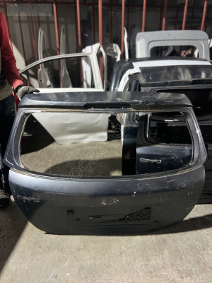 Kia ceed çıkma arka bagaj kapağı