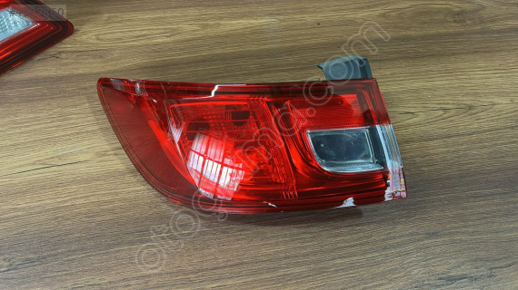 RENAULT CLİO 4 SOL ARKA STOP
