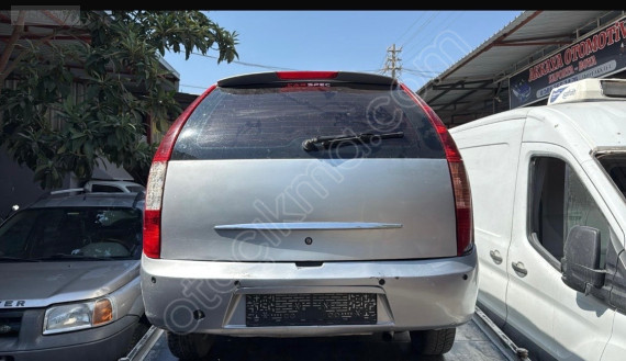 Tata Indigo arka tampon
