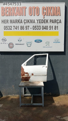 Fiat Uno sol ön kapı