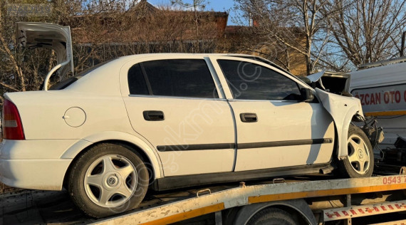 Opel astra G sağ ön kapı