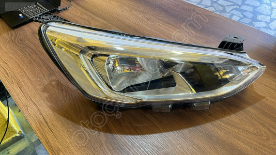 FORD FOCUS SAĞ ÖN FAR