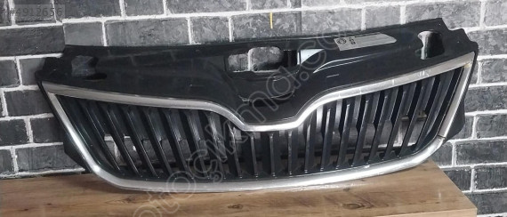 5JA853668 orj skoda rapid ön panjur nikelaj kırık sadece İzmir