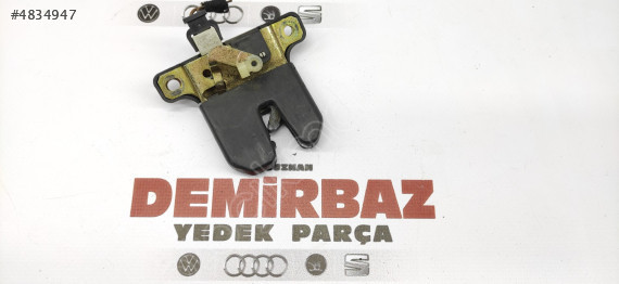 SEAT TOLEDO LEON ARKA BAGAJ KİLİDİ 8L0827505F 8D5827505D