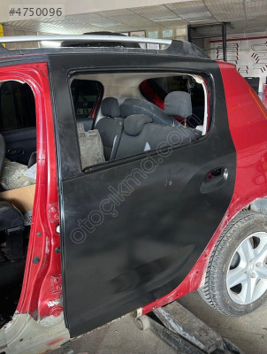 2016 model Dacia Sandero sol arka kapı