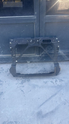 MG ZS ÖN PANEL